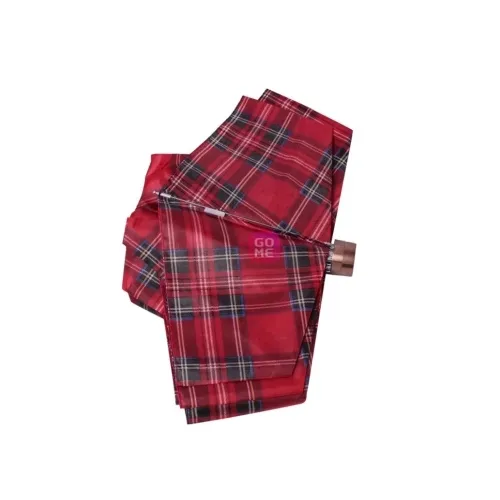 Người đàn ông theo phong cách người Scotland tự động ô dù